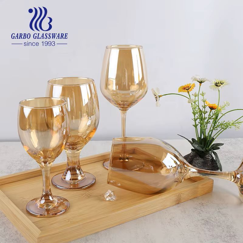 CARTON DE COUPE DE MARQUE DE 6 VERRES