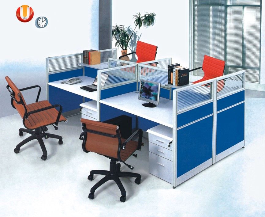 Une station de travail de bureau