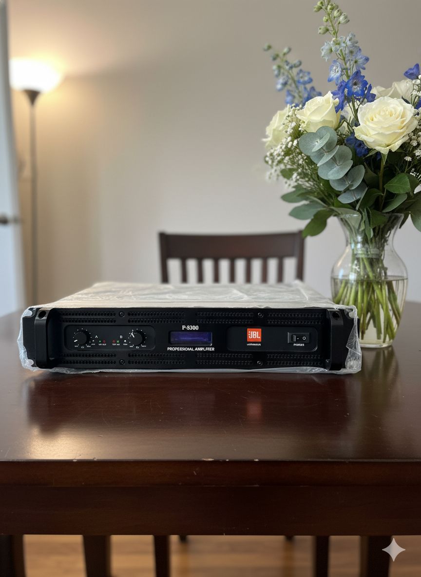 Un amplificateur professionnel JBL P-8300