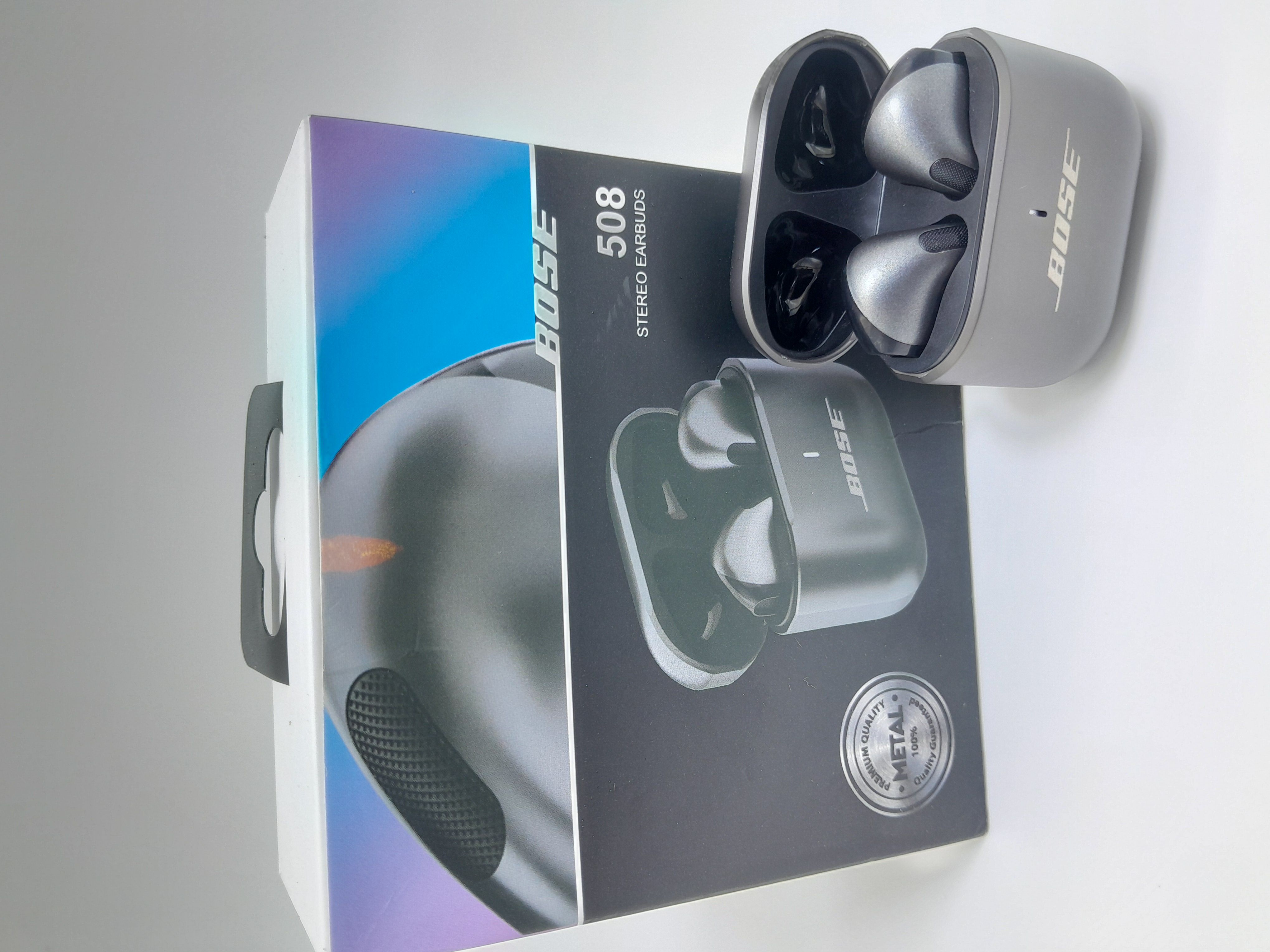 écouteur Bose en metal