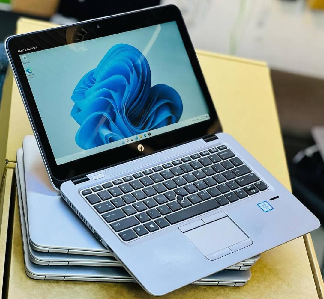 HP Core i5 EliteBook 820 G3  |