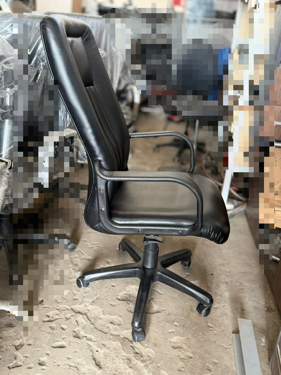 Image 4